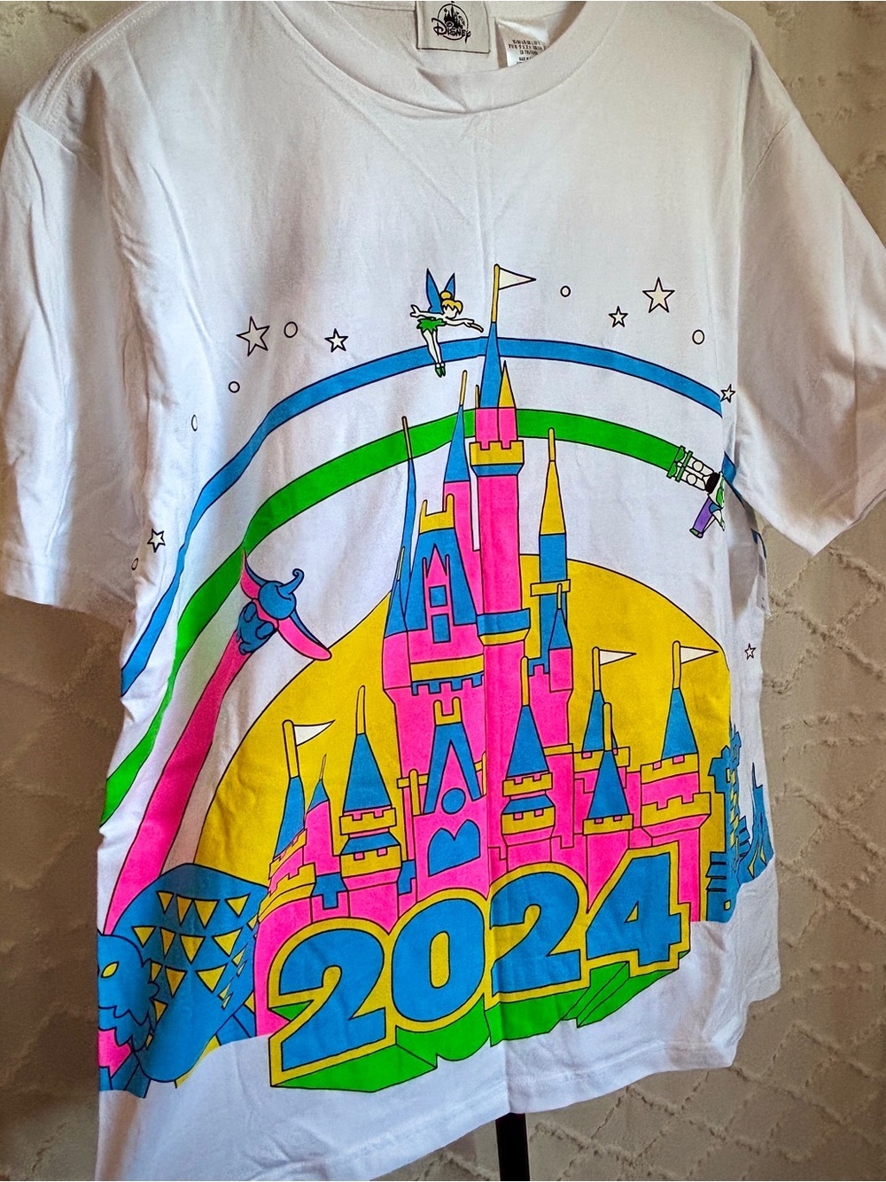 NWT Disney Parks 2024 Cinderella Castle Graphic Tee Adult Large Theme Park